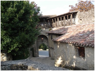 La porte Caussade (photo : Odette Latour)
